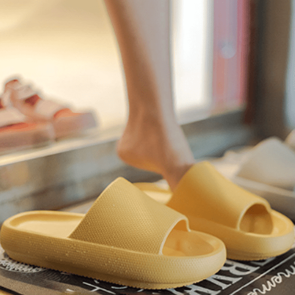 Top Smart Products Smart Pressure Relieving Super Soft Thick Sole Non Slip Slippers Sandals